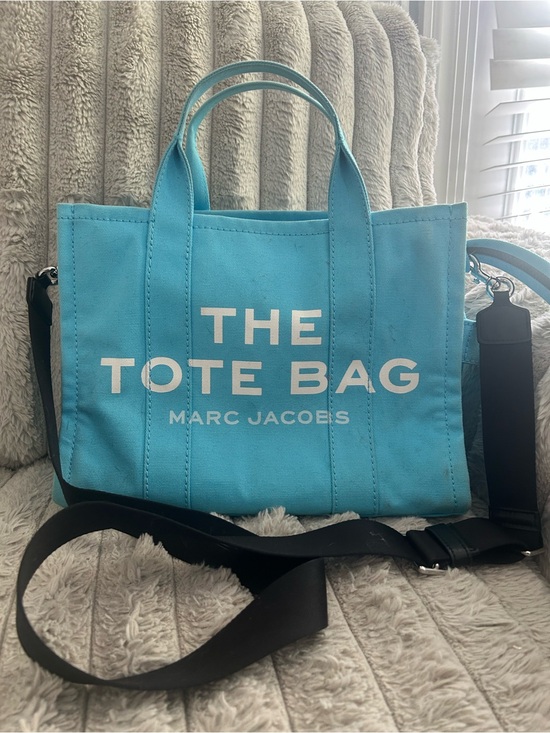 Marc Jacobs Handbags - Marc Jacobs Small Canvas “The Tote Bag”